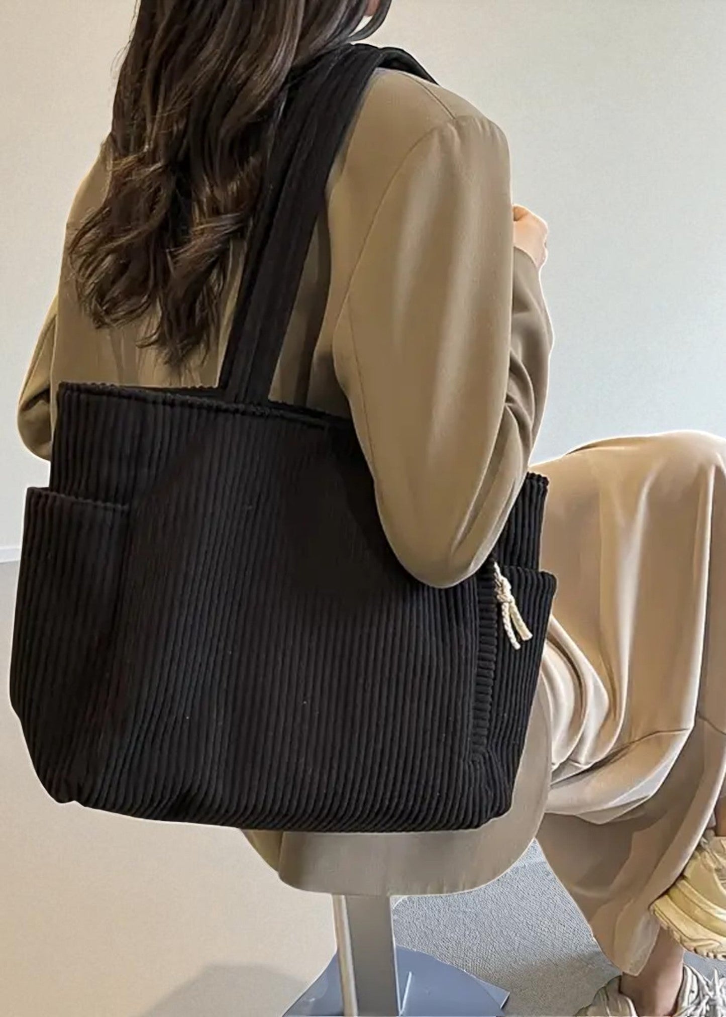 Tilda – Τσάντα Tote με Ραβδώσεις και Λεπτομέρεια Σχοινιού