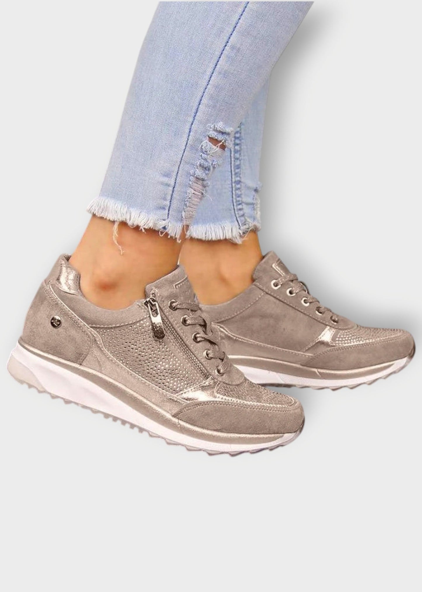 Νόρα – Μόδα Σνίκερ με Λεπτομέρεια Φερμουάρ και Άνετη Σόλα