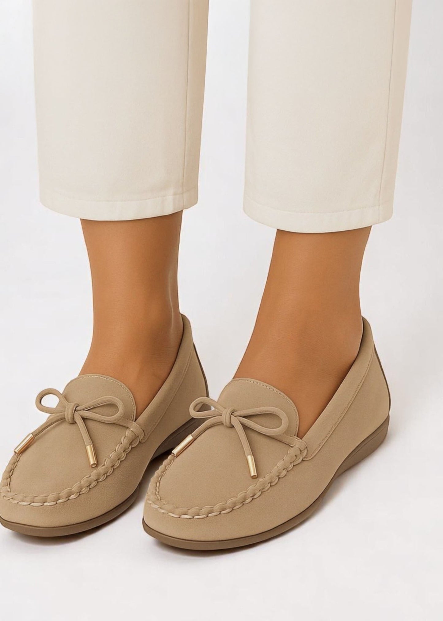 Σόφη – Κλασικά Μοκασίνια με Κορδέλα