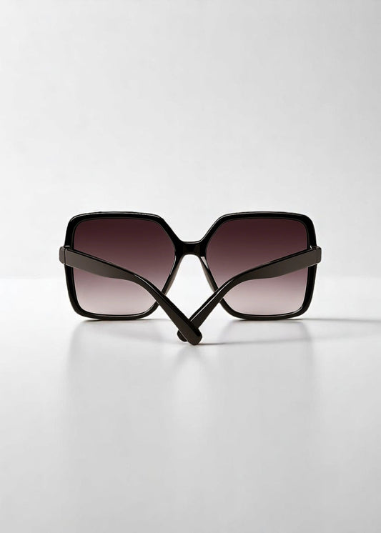 Μεγάλες Γυαλιά Ηλίου – Στυλάτα & Έτοιμα για Προστασία