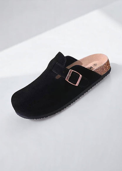 Λινο Suede Clogs – Διαχρονική Άνεση για Κάθε Μέρα