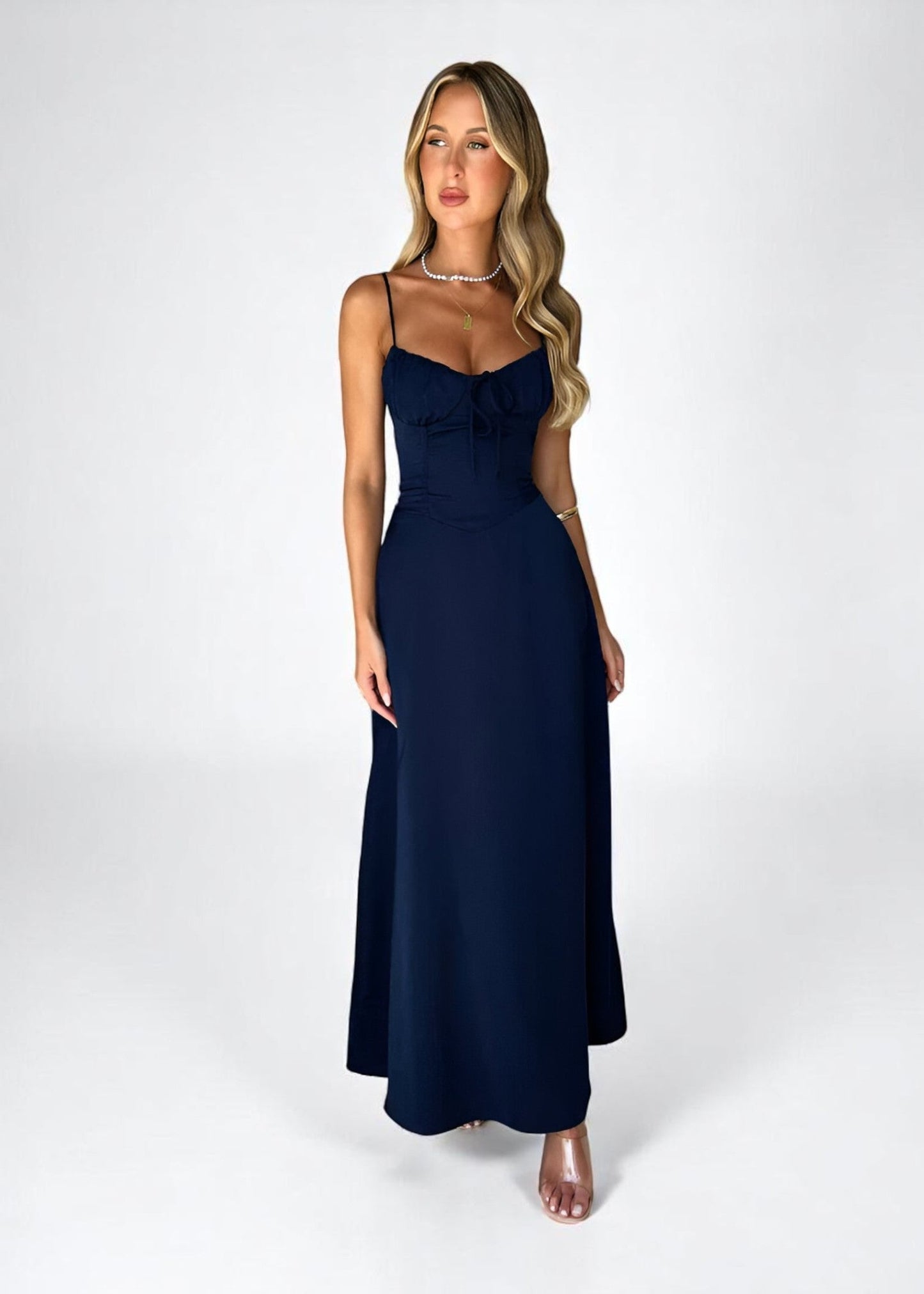 Αλίνα – Ρομαντική Μαξι Dress με Λεπτομέρειες Δέσιμο